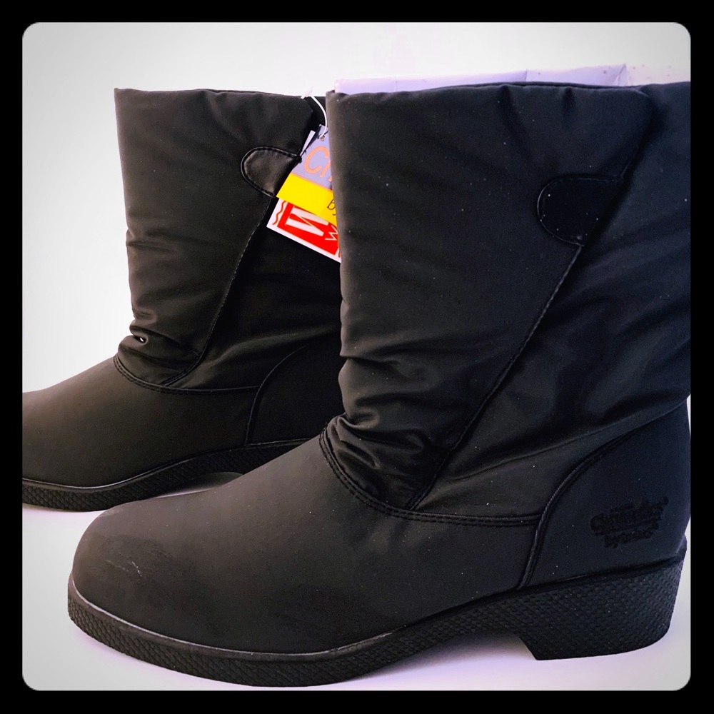 chromatics black boots by tote